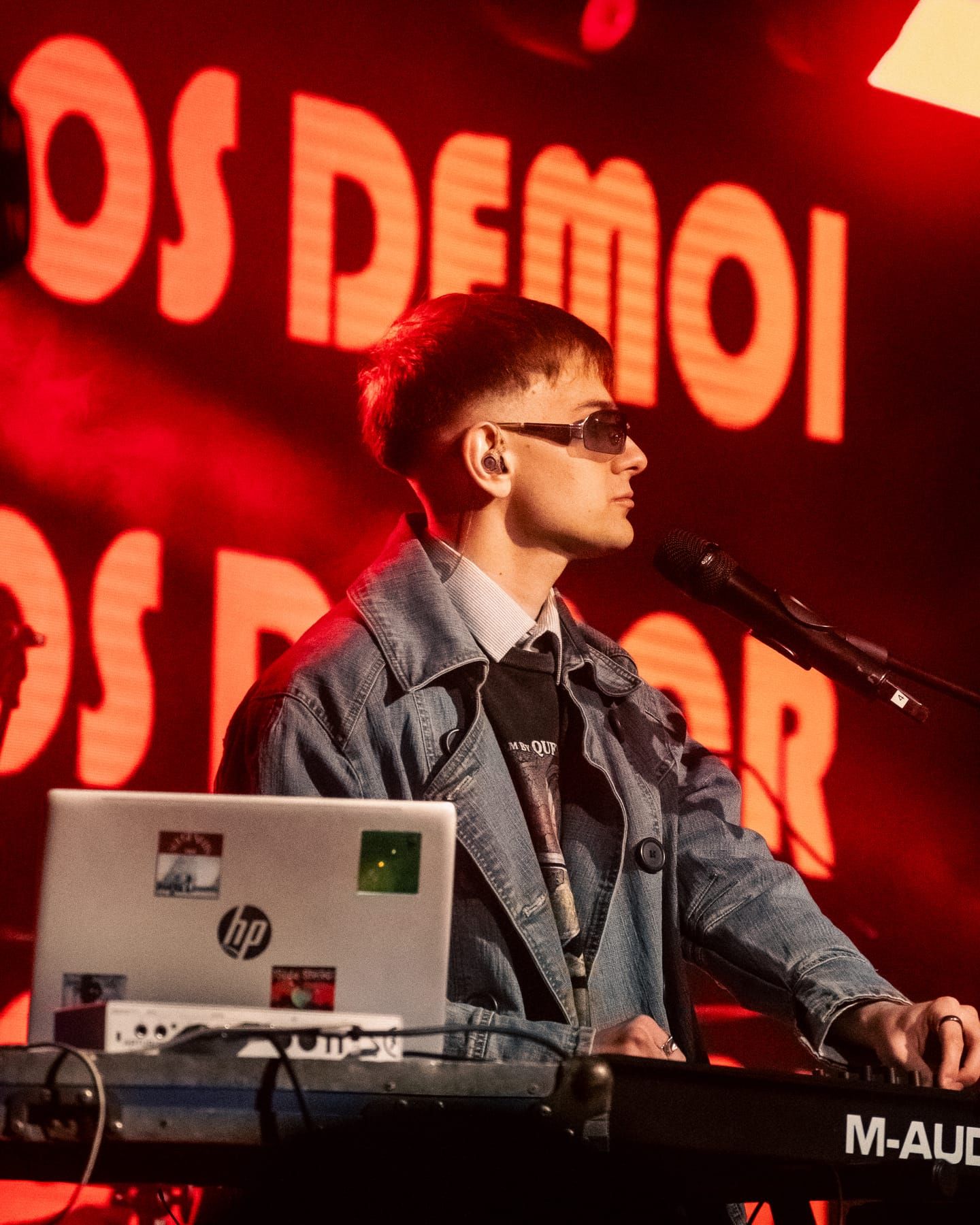 Demorados tocando en vivo en Mendoza